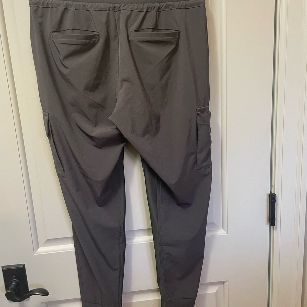 Athleta Women’s Joggers (8) - Picture 4 of 7
